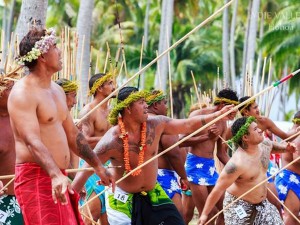 Javelin throwing contest © L.Vallet