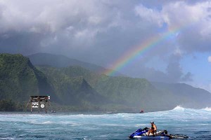 Kelly Slater, teahupoo ,billabong pro 2014